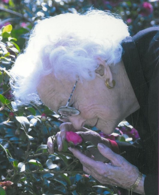Obituary of Juanita Belle Snyder