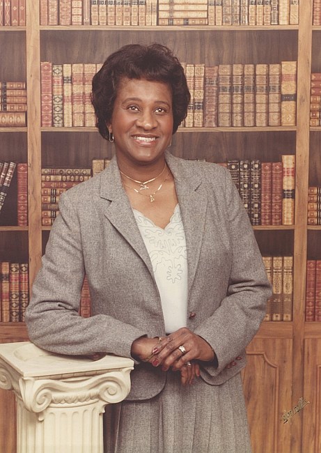 Obituario de Audrey Mae Holbrook