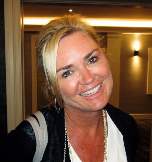 Obituary of Robin Tracey Everly