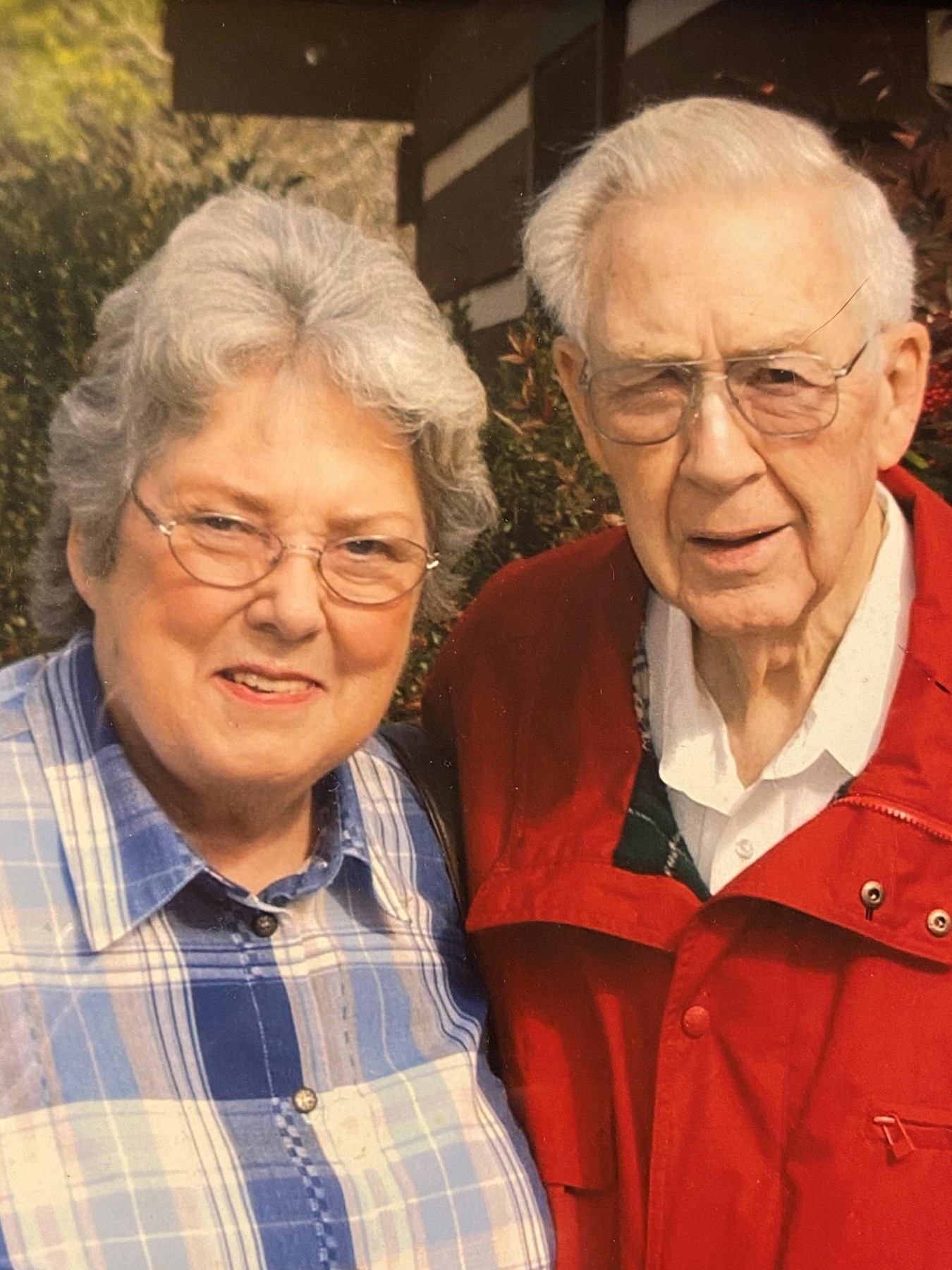 Obituary of Lottie June (McCullough) Burch