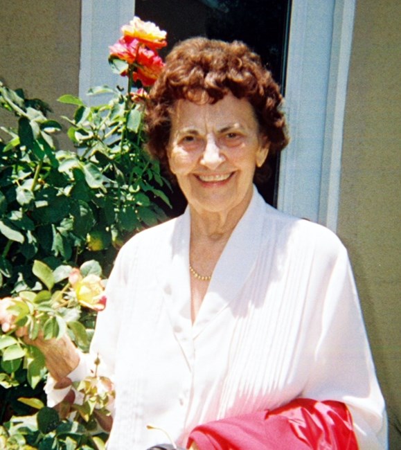 Obituary of Helen Elaine Hogan