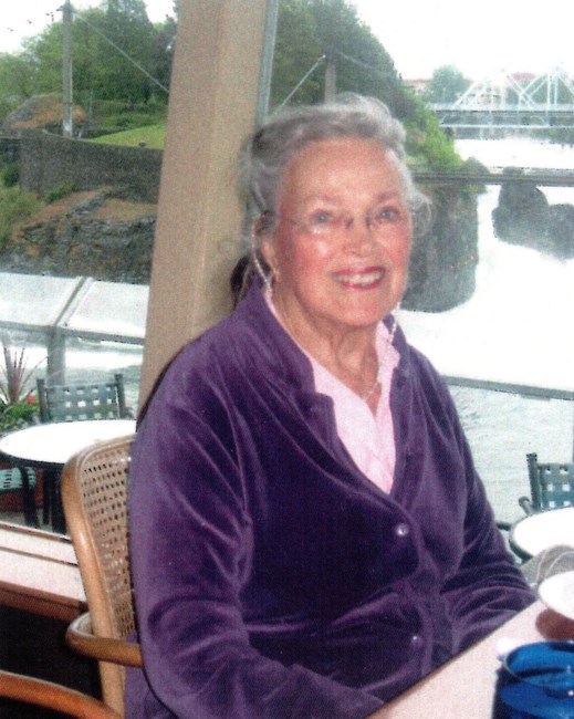 Obituary of Winnifred Lois Walters