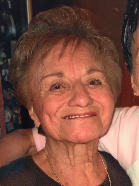Obituario de Marion F. Parinisi Favara