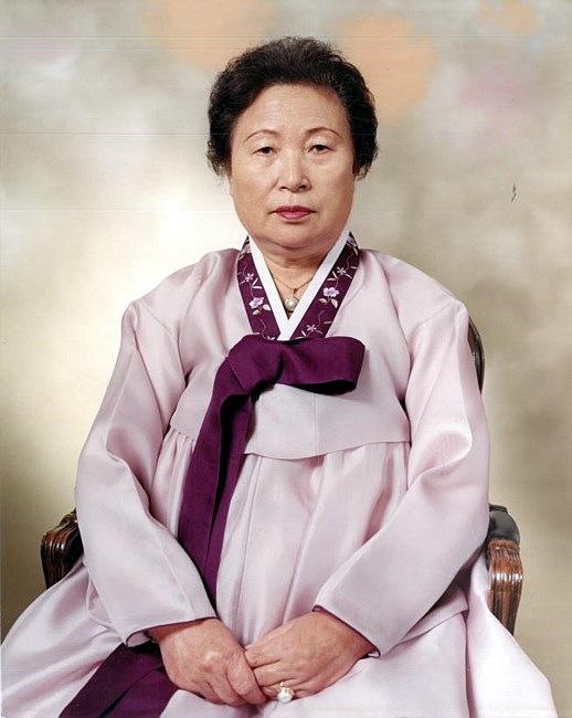 Obituary of Ga W Yoon