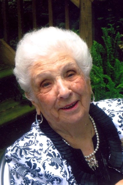 Obituary of Camelle Brooks Williams