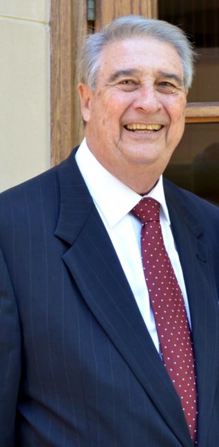 Obituario de Ralph Neal Travis