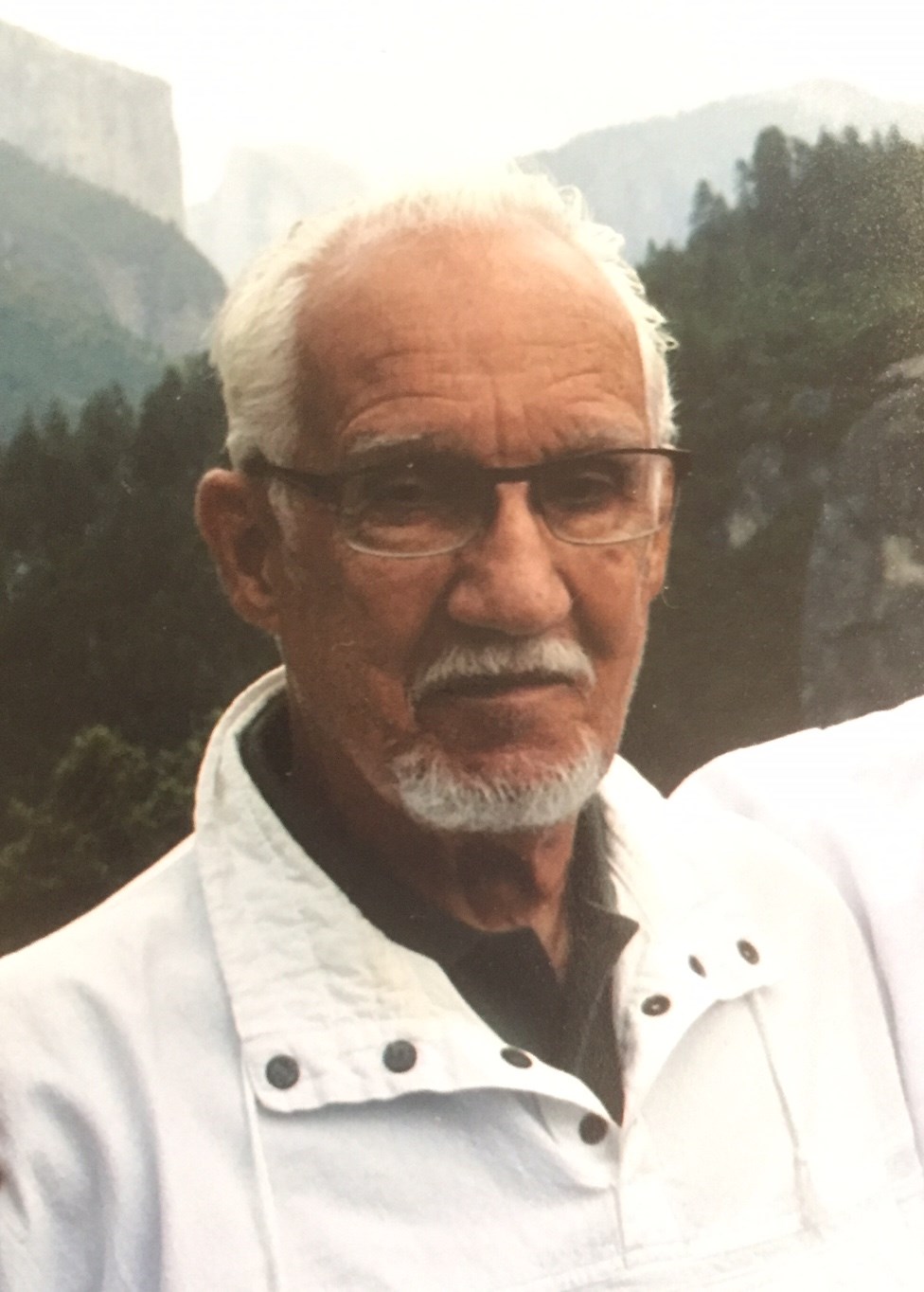 Obituary of Robert Roy Hernandez