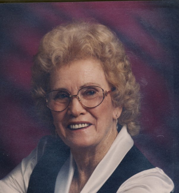 Obituary of Lois M Johnson Maxwell