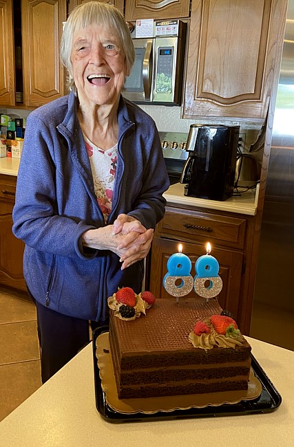 Obituary of Juanita G Nelson