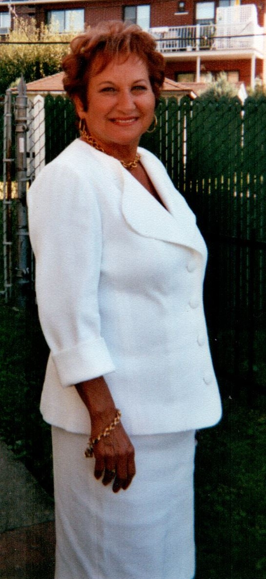 Obituary of Iola Maria Bucchianico