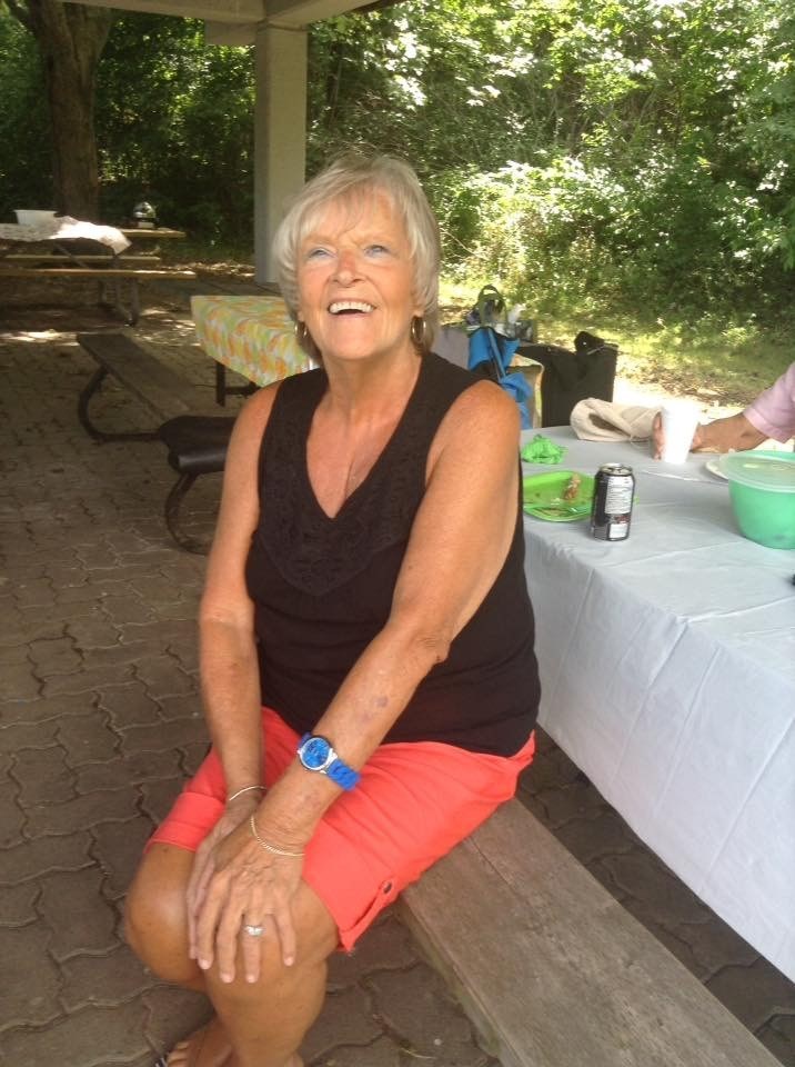 Obituary of Carolynn Lee MacLean