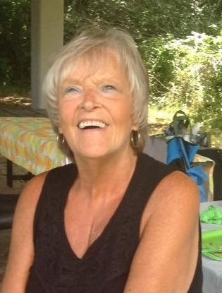 Obituary of Carolynn Lee MacLean