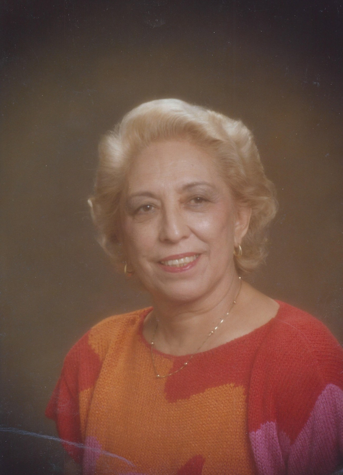 Obituario de Mrs. Delfina M."Dell" Cervantes
