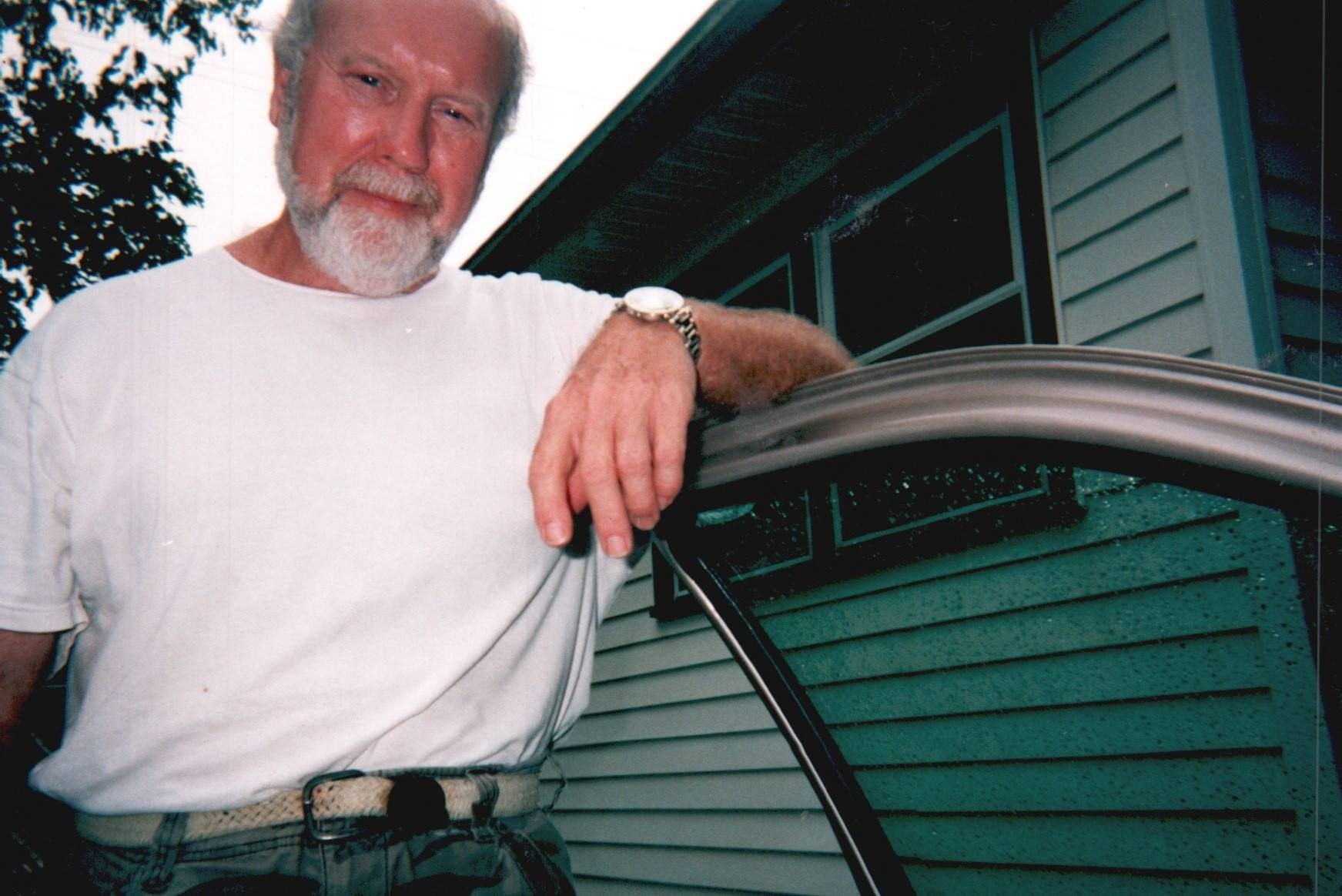 Obituary of Walter Ernest Glur Jr.