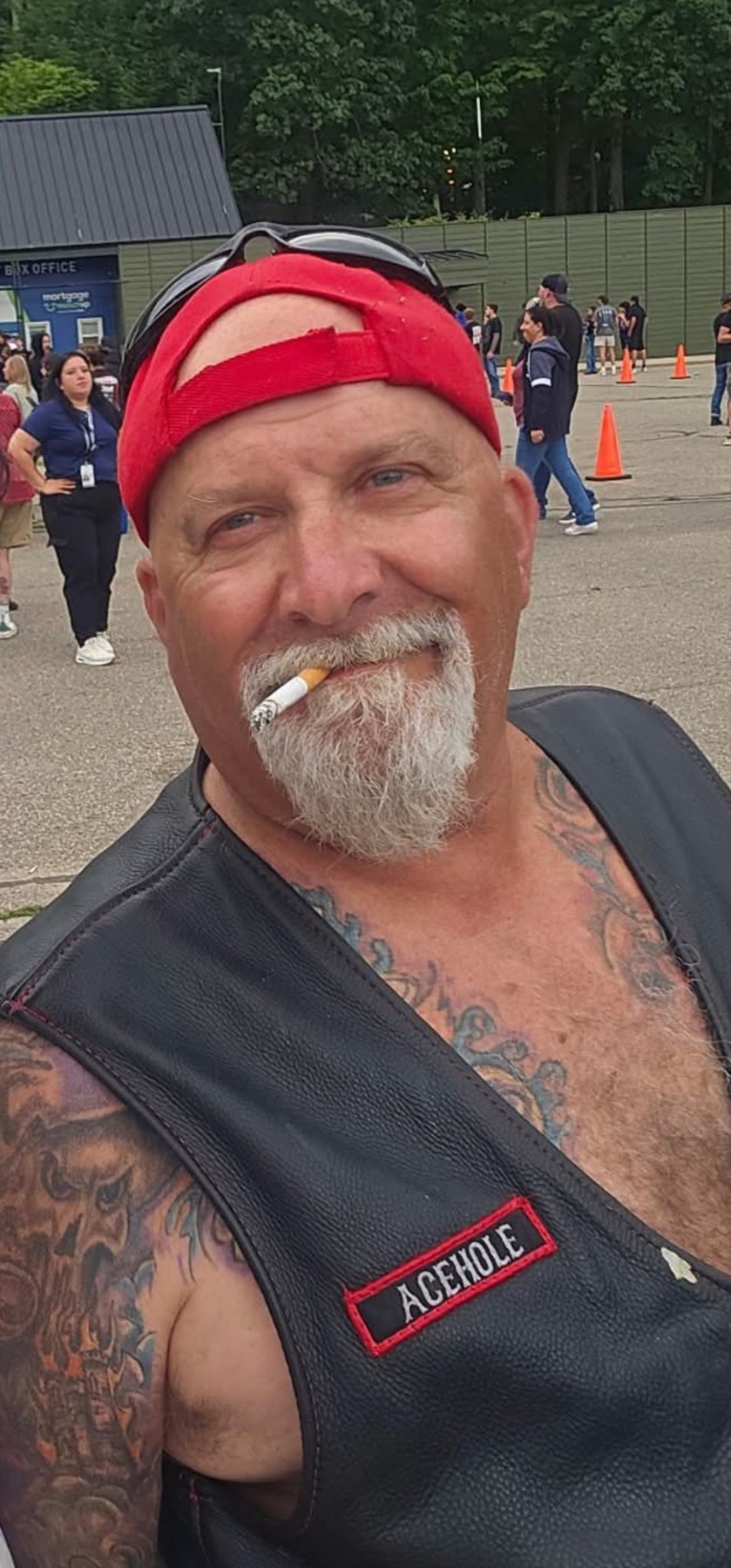 Obituario de Mike Pomorski