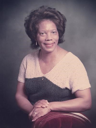Obituario de Mrs. Irene Louise Strickland