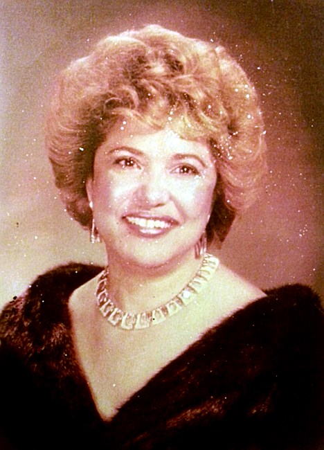 Obituary of Lucrecia Diaz