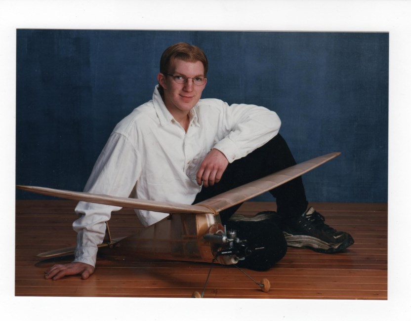 Obituario de Travis Tobias Reitsema