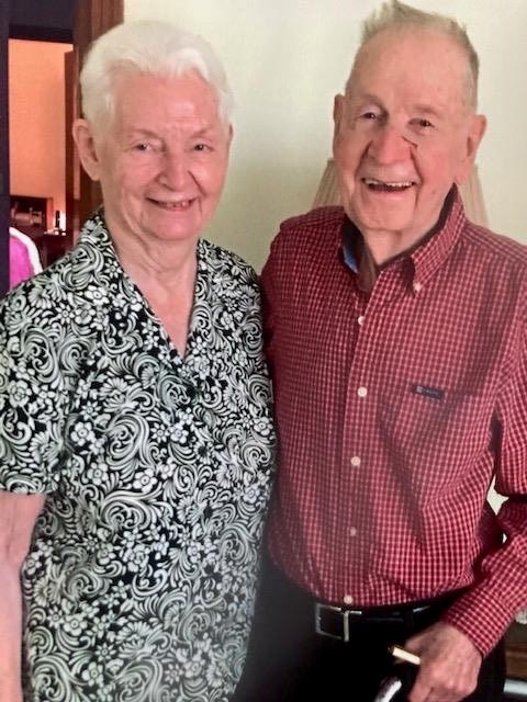 Obituary of Bon Ava Barnes Moore