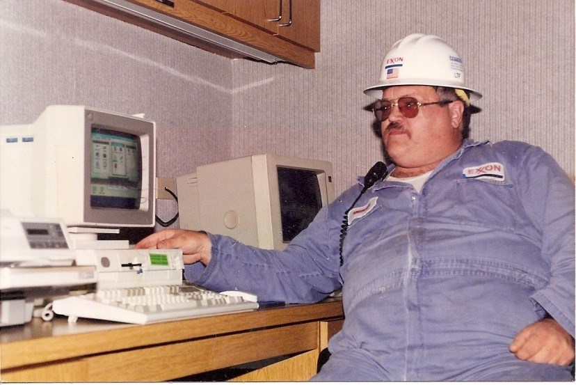 Obituary of Robert Dee Andrews