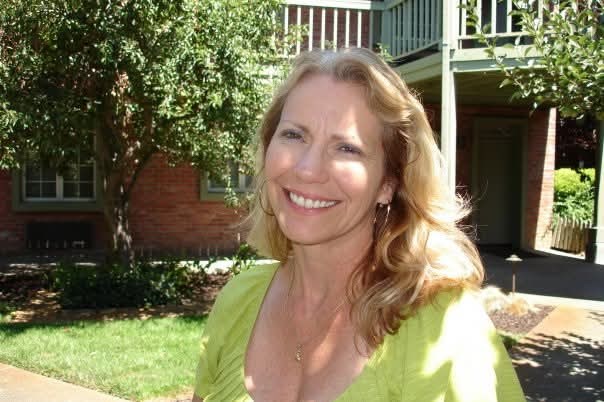 Obituary of Michele Hamel Davy