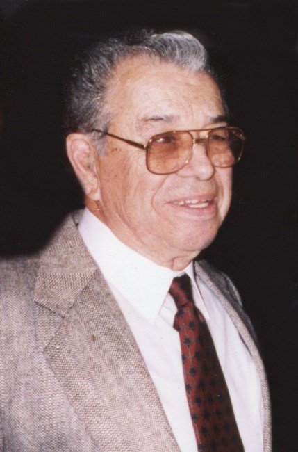 Obituario de Louis D. Gonzales