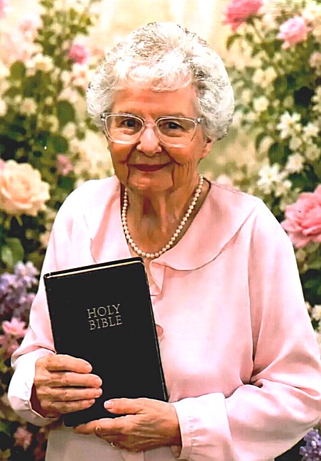 Obituary of Helen Joyce Ridings