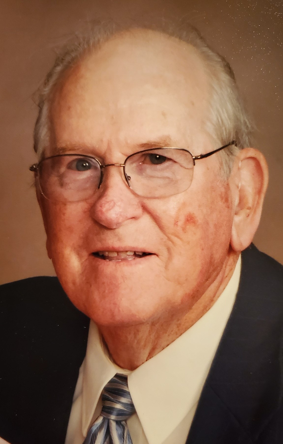 Obituario de James W. Gribble Sr.