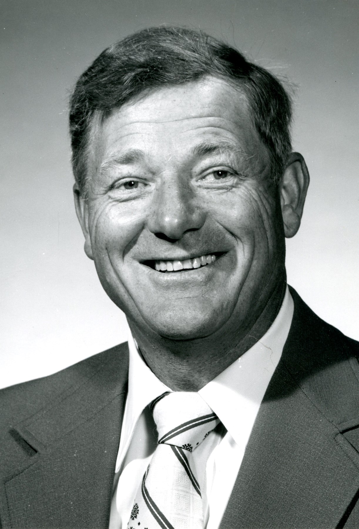 Obituary of Winton W. Etchen