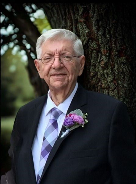 Obituary of Michael Thomas Showalter