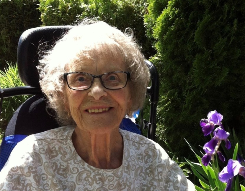 Obituary of Eileen Beatrice Black