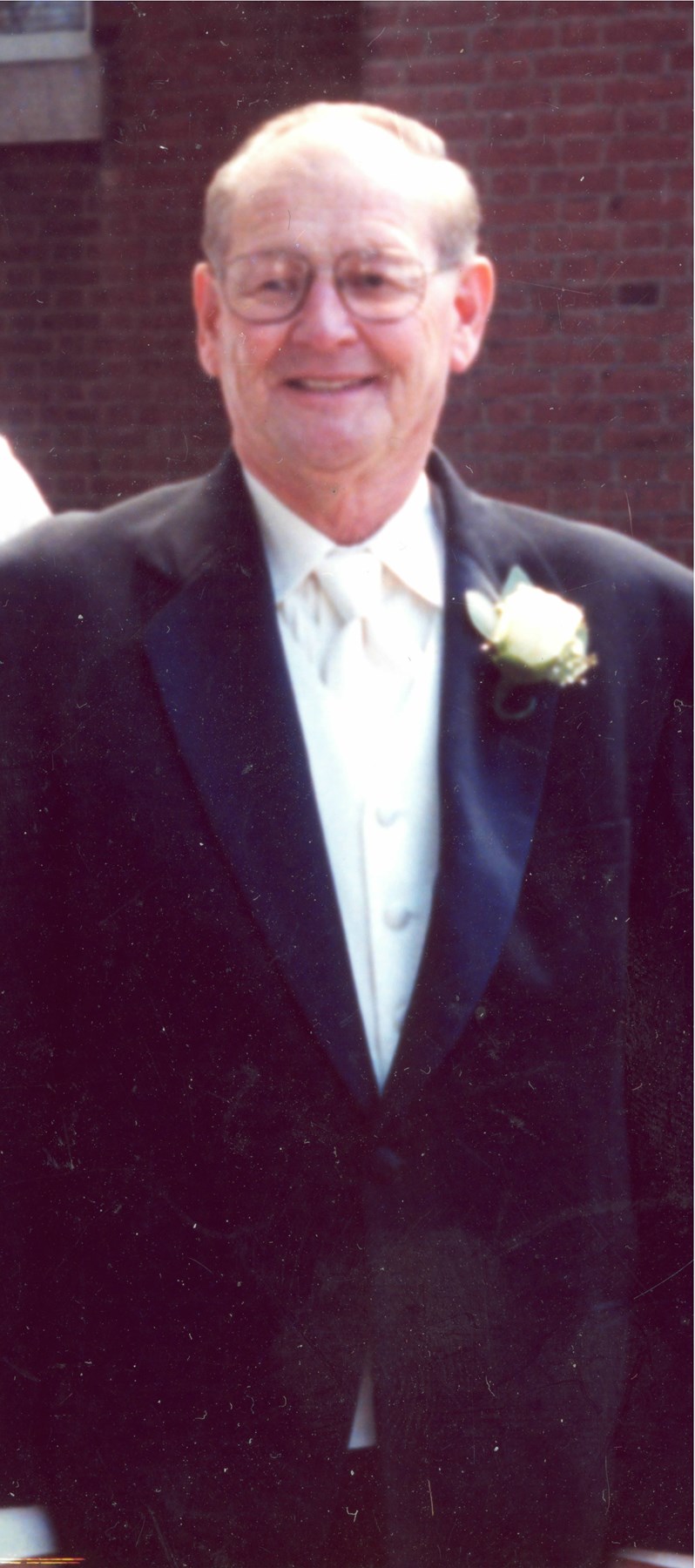 Obituary of Charles W. Skaggs