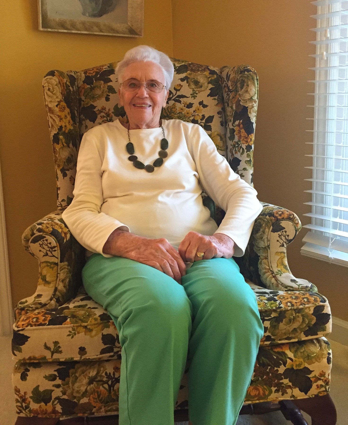 Obituary of Sonia Faye Apple Smith