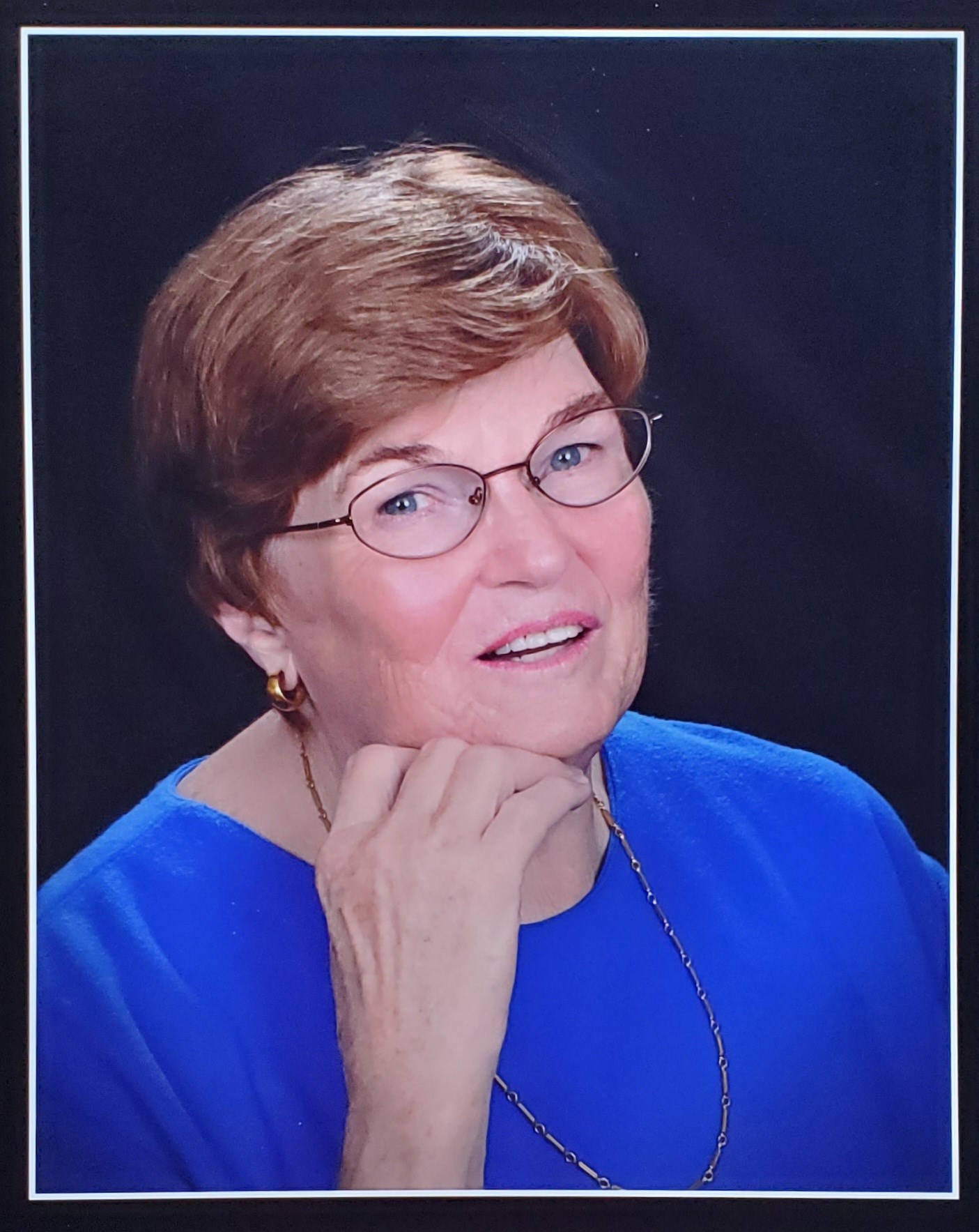 Obituary of Carolyn Sumrell Tuttle