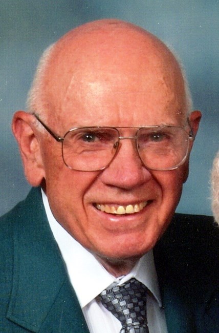 Obituary of Ralph W Holloway