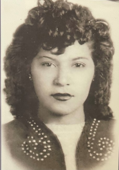 Obituary of Estela R Rosales