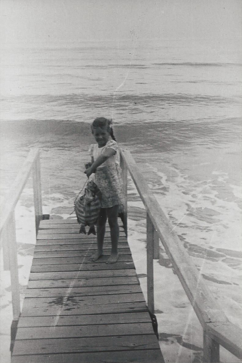 Obituary of Mae Van Hiatt