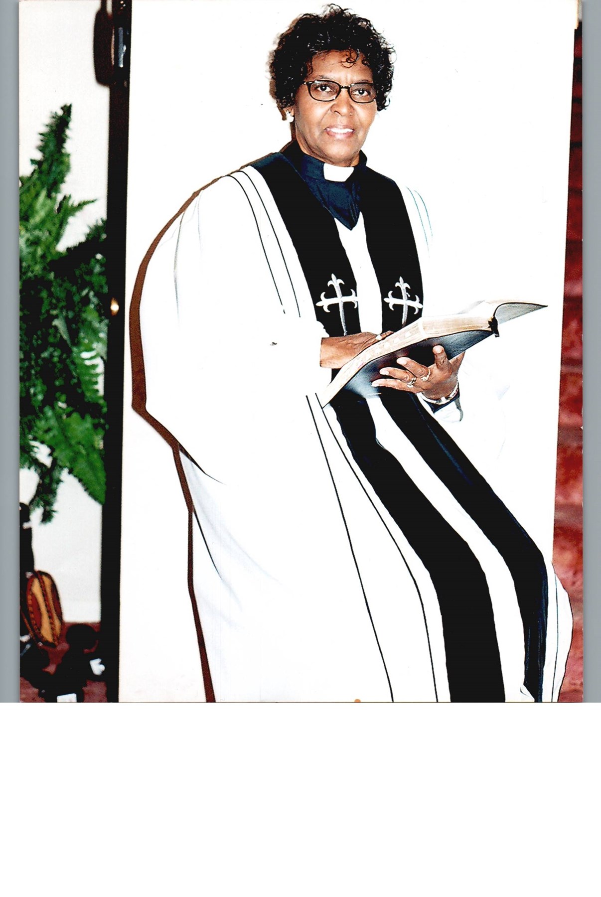 Obituary of Evangelist Evelyn C. Bell