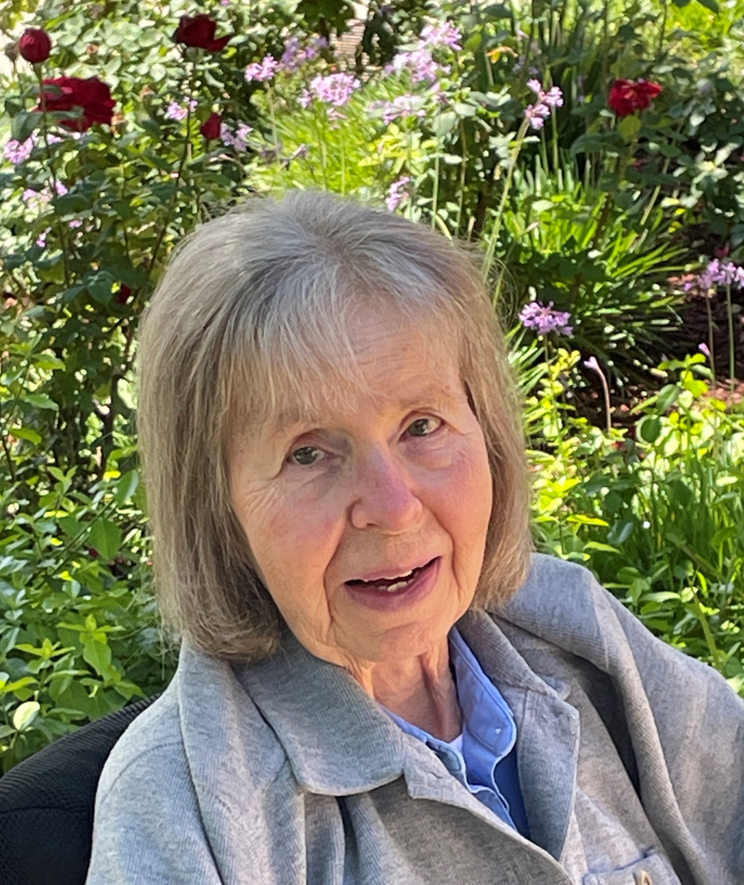 Obituary of Nancy Riddle Iversen