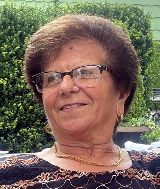 Obituary of Angela Zacchia