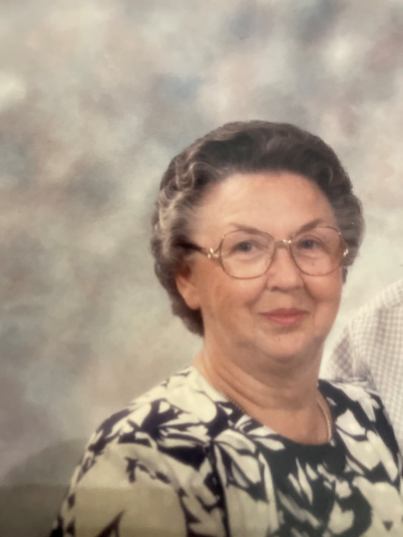 Obituary of Helen Mae Evans