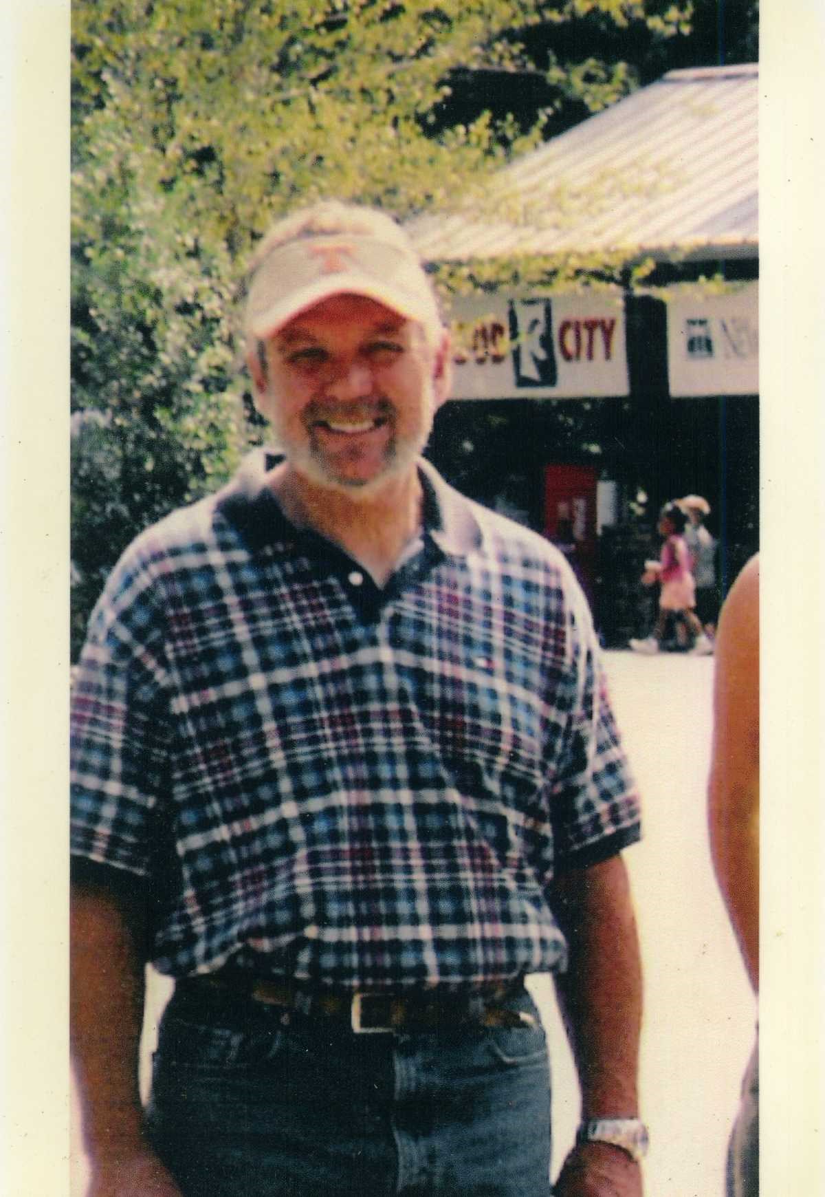 Obituary of Gary Thomas Barrett