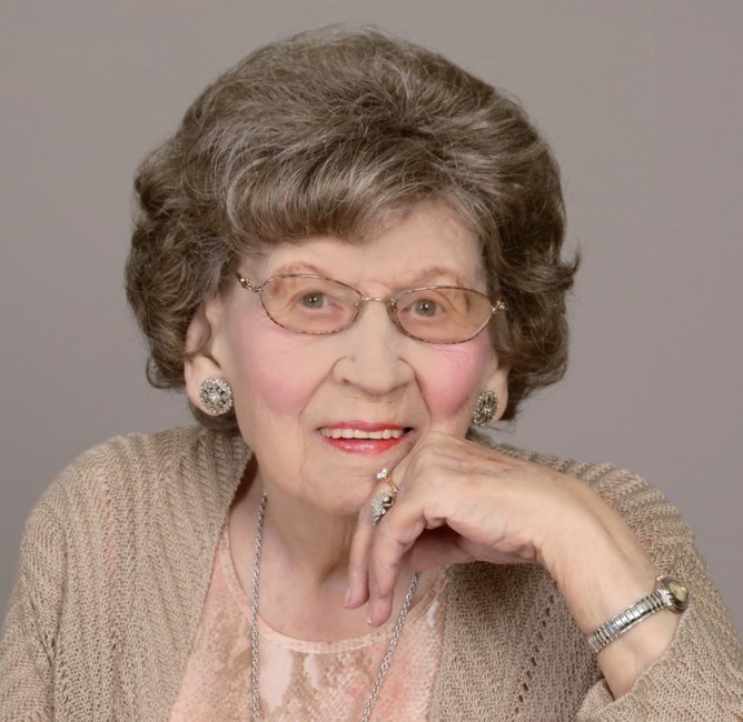 Obituary of Helen E Morrow