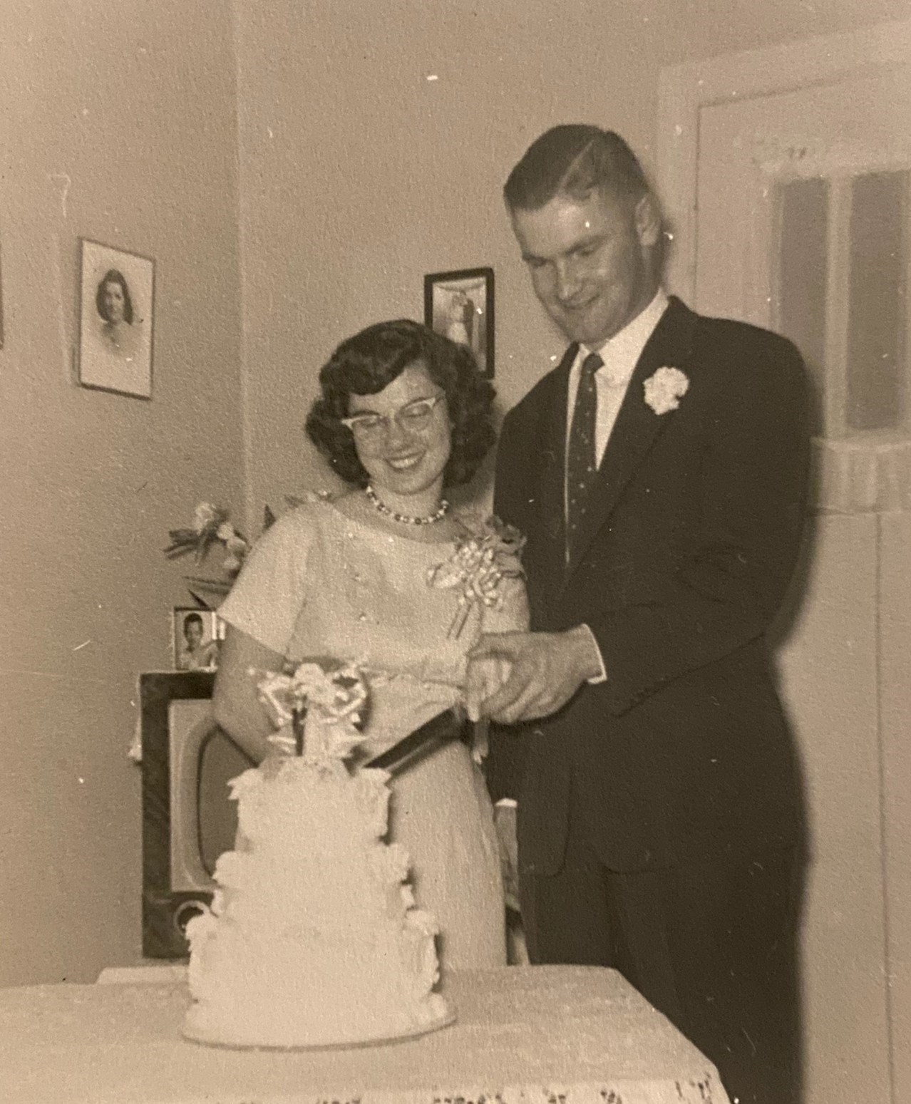 Obituary of Ardell Hill