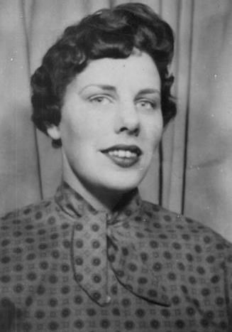 Obituary of Margaret Evelyn Looker (nee Madill)