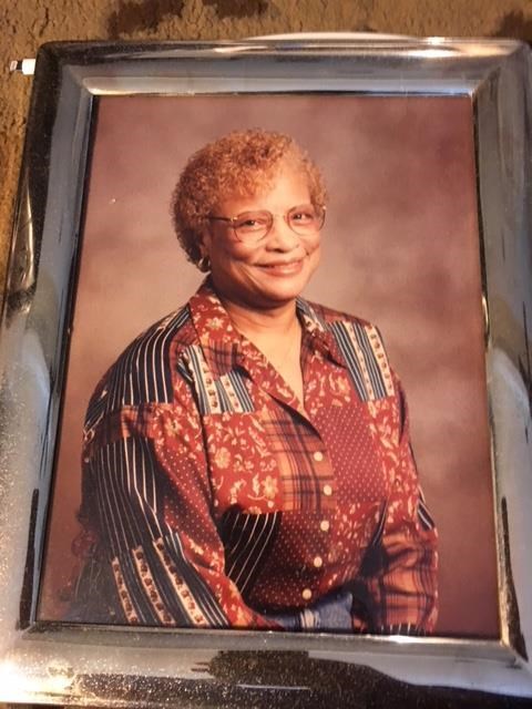 Obituary of Lorean Dew