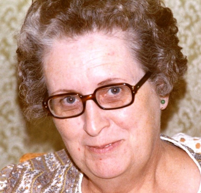Obituario de Hilda L Farnham Barker