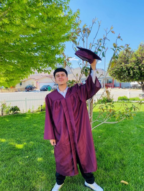 Obituary of Oscar Macias