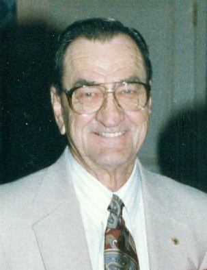 Obituary of Mr. Lynn Philip Comeaux, Sr. Sr.