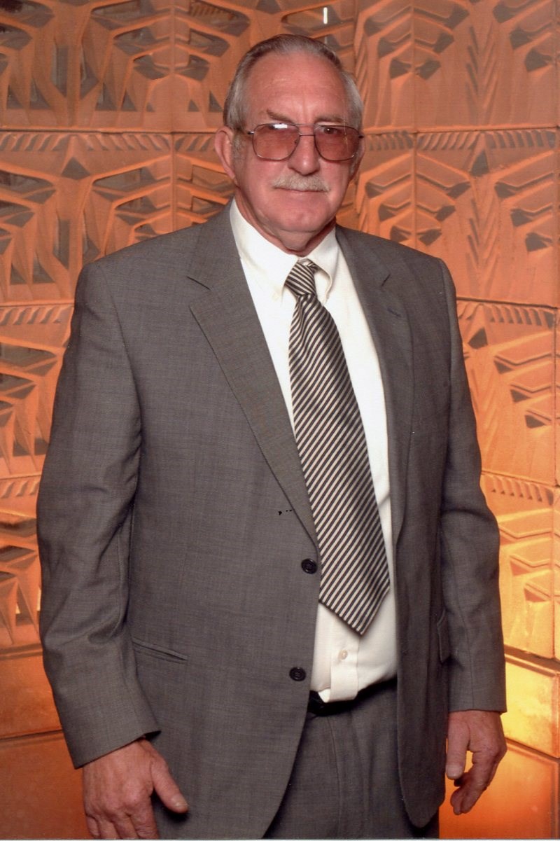 Obituary of Earl D. Lynch